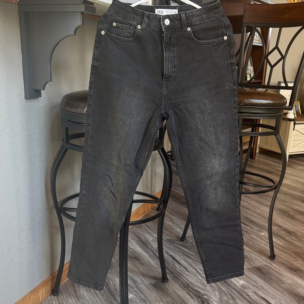 Zara Black Straight Leg Women's Jeans